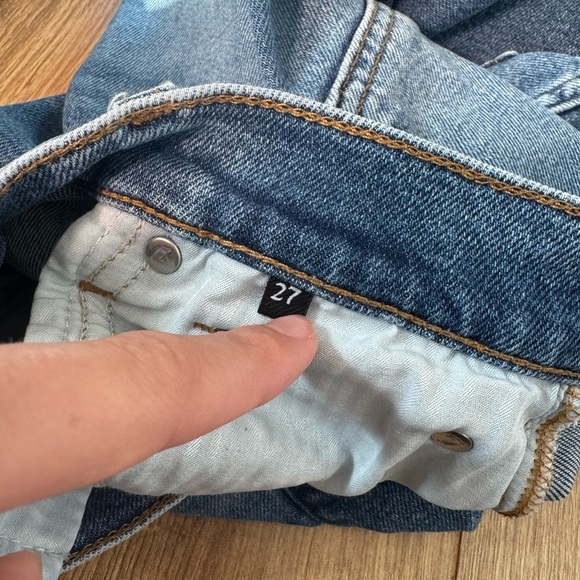 7 For All Mankind Light Blue Ankle Jeans - Picture 9 of 9